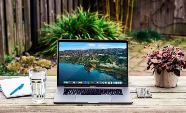 Comment s'abonner à la newsletter et aux réseaux sociaux d'une église ?